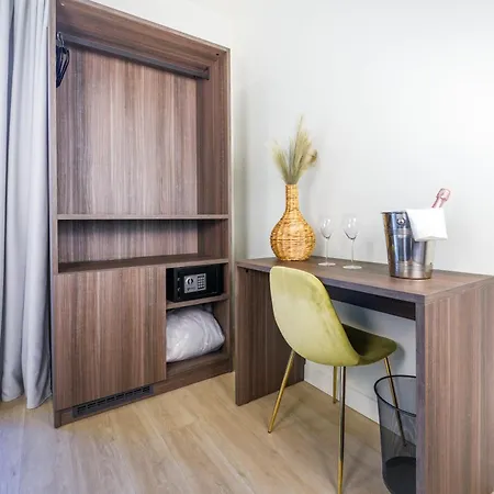 Hotel Vita Ξενοδοχείο 4*