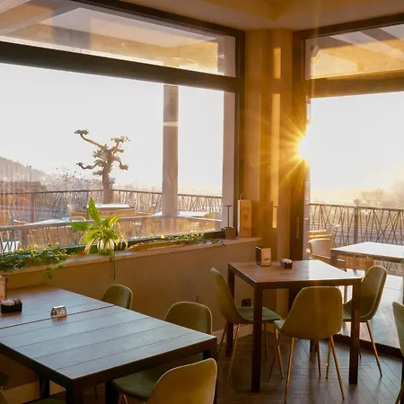 Ξενοδοχείο Hotel Vita 4*